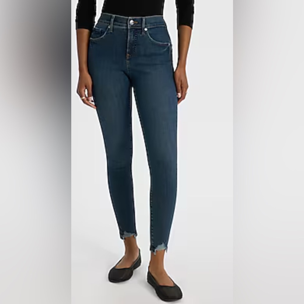 Express Dark Wash High Waisted Supersoft Raw Step Hem Stretch Jeans 0R